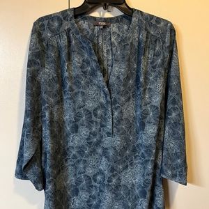 NYDJ hi-lo Crepe Blouse Blue Floral Size L